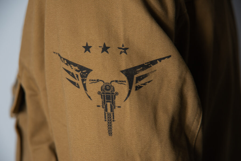 .CHAQUETA BY CITY SUV BEIGE - Imagen 4